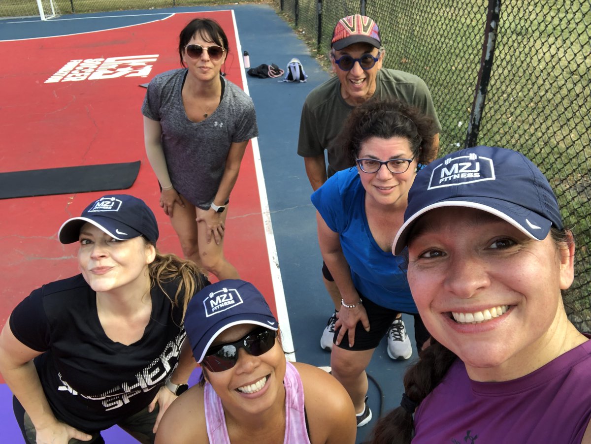 MZJFitness's tweet photo. Join our community and start your fitness journey today! #MZJFit #MZJFitness #MZJFitfam #AceCertifiedPersonalTrainer #ChicagoPersonalTrainer #ChicagoPersonalTraining #ChicagoTrainer https://t.co/mFbBjbDdjX