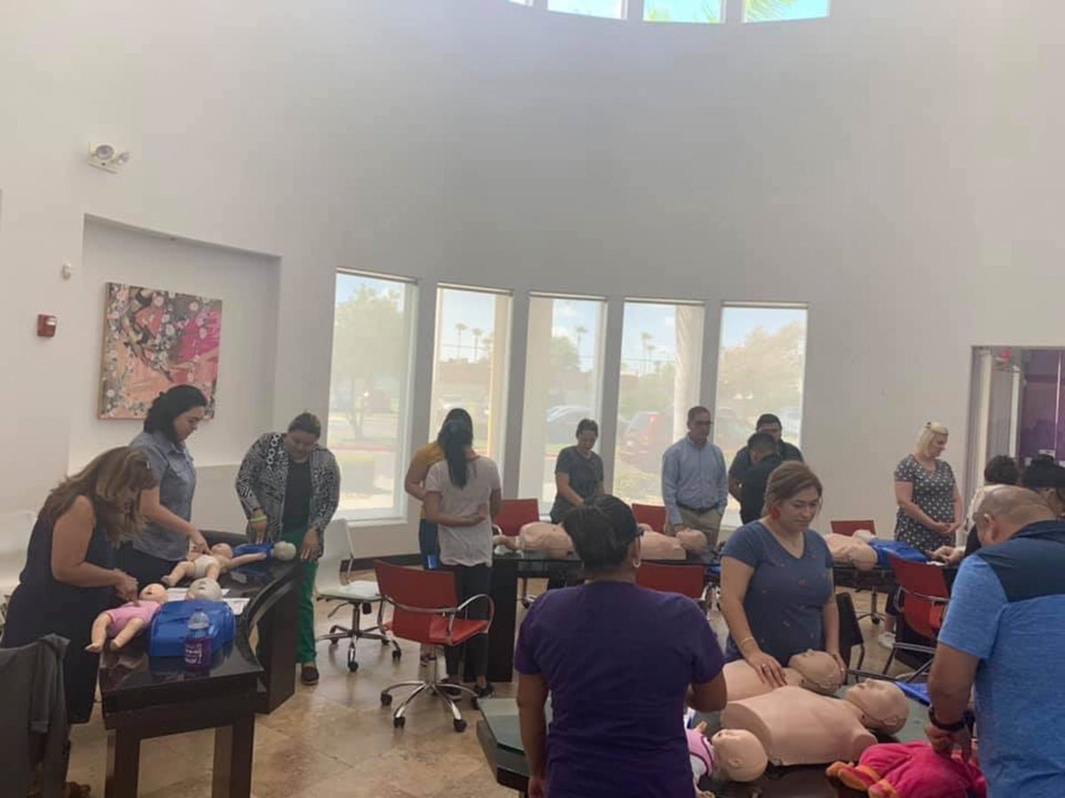 JACPRServicesL2's tweet image. This BLS Providers course will ensure that you brush up on the knowledge of keeping someone alive in a dire situation. #BLSCourse bit.ly/3zJAxmL