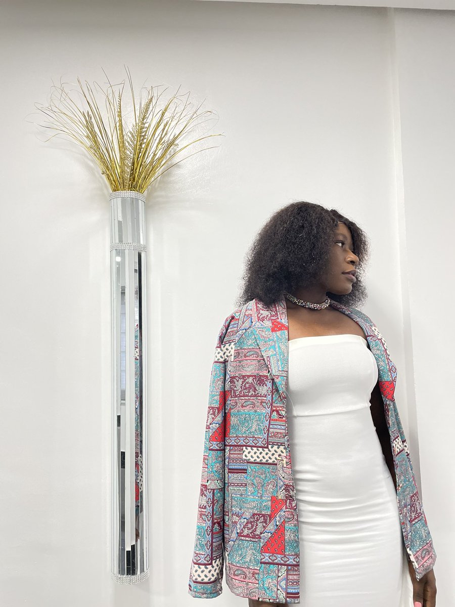 Toria_hot's tweet photo. Unlike Burna boy, I no be common person😌🥰 https://t.co/ybaj8ts0zQ