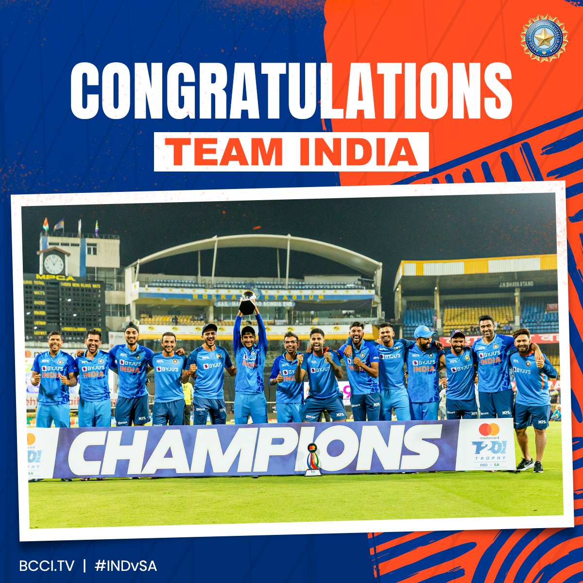 FePpOlYagAIP_Aq?format=jpg&name=medium