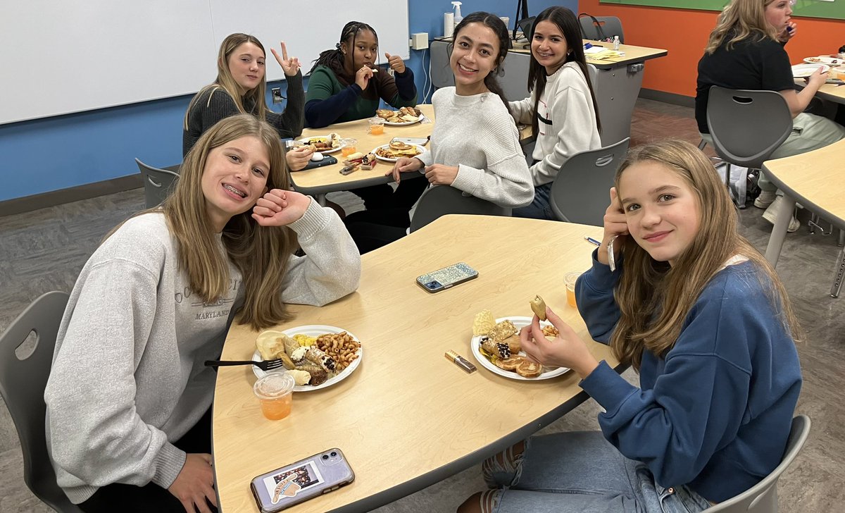 Steph Seretti tweet media