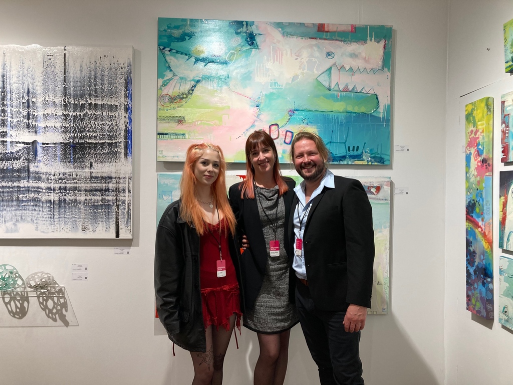 Arteriagallery's tweet photo. Thank you so much to our clients in New York! We are forever grateful 🥹 Please feel free to send pictures of your new art in its forever home! https://t.co/wMxUUpSdhG
