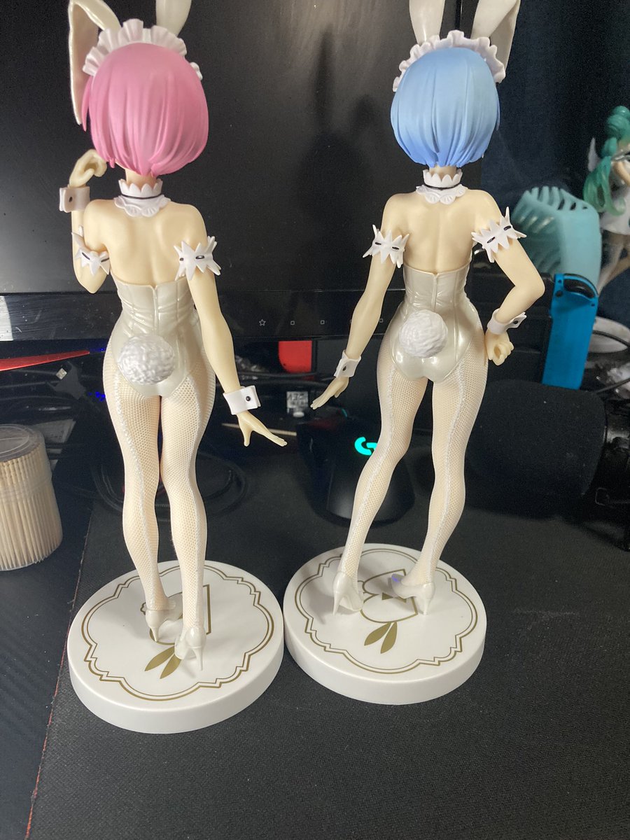 vtubernomixer's tweet photo. 待って動悸が止まらん可愛すぎるえっちすぎる何だこのフィギュア本当にプライズか？？？？ https://t.co/QcmIUSoiVc