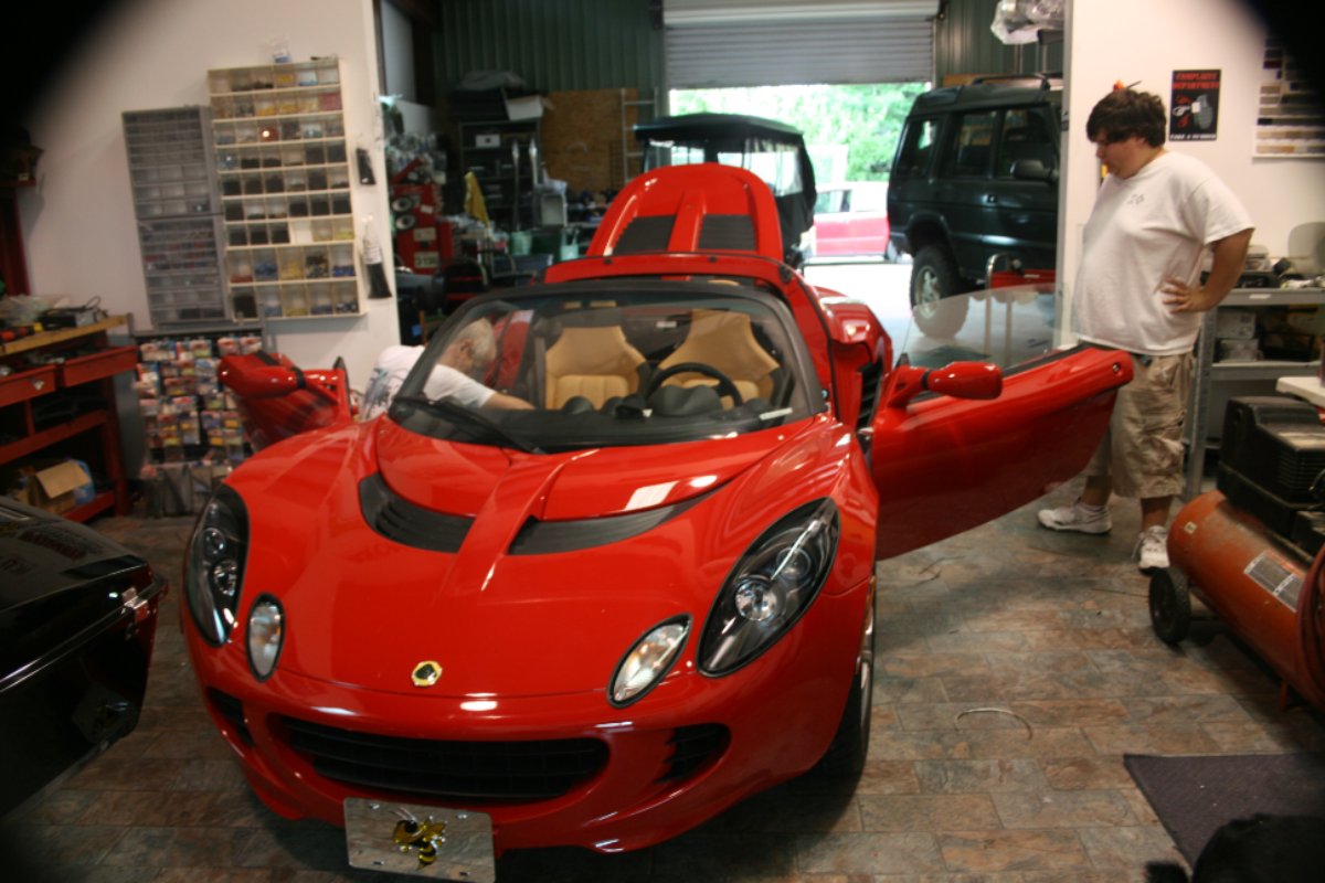 FritzsAutoSound's tweet image. The highest standards at the lowest cost is the Fritz's way. When you need the very best for your auto sound and video needs, look no further than our team and inventory! #fritzs #AutoSound #tinting #automotive #PreachTreeCity