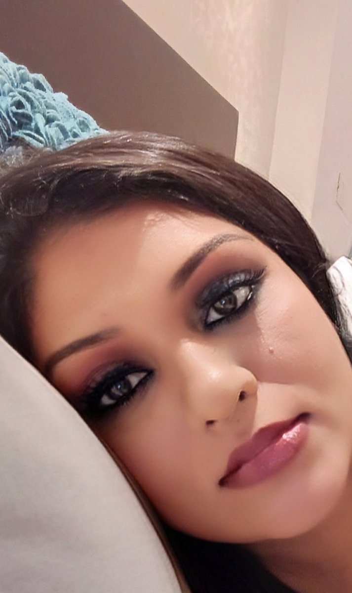 realanushhh's tweet photo. "Sleep is the best meditation..." Good night 🥰🥰 https://t.co/hoCi1KCbSI