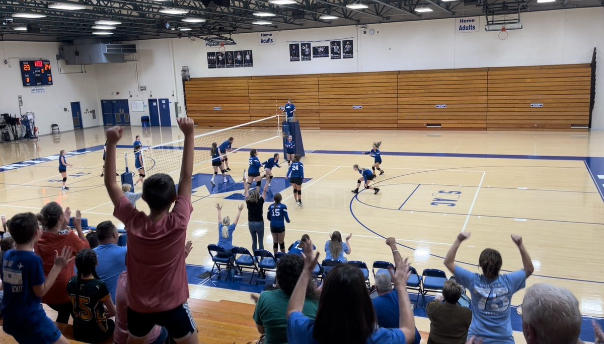 SBPanthers's tweet photo. That moment you win it all and make school history! First time St. Bernard has had a champion in the 7/8 league. Congrats on being regular season co-champs and tournament champs! https://t.co/TuZd5Po7Ij