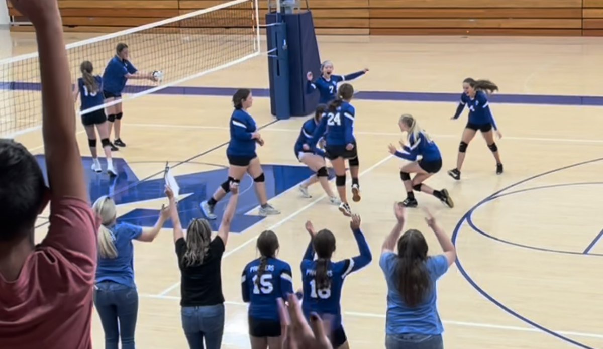 SBPanthers's tweet photo. That moment you win it all and make school history! First time St. Bernard has had a champion in the 7/8 league. Congrats on being regular season co-champs and tournament champs! https://t.co/TuZd5Po7Ij