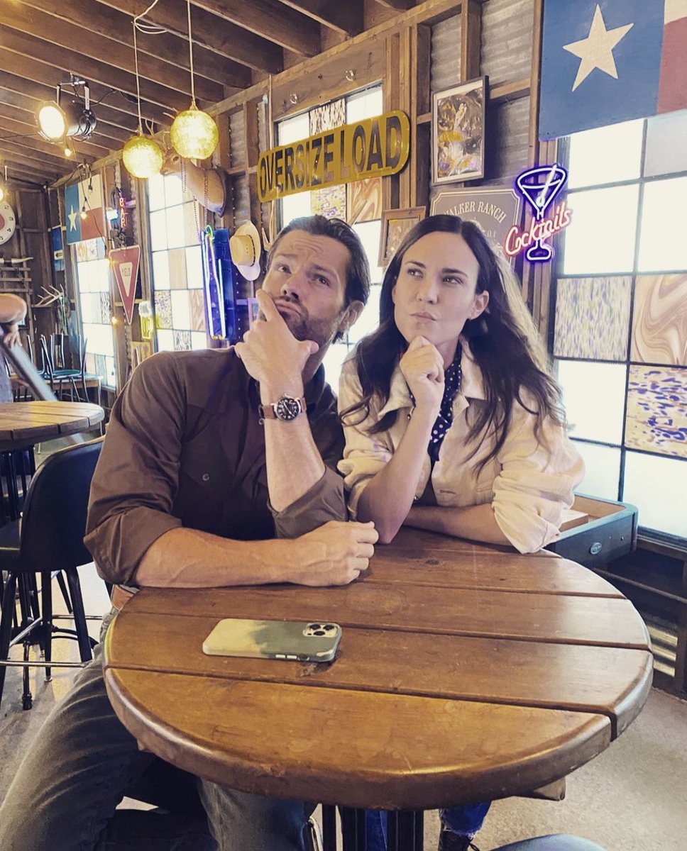 GRITSSPNFAM1's tweet photo. @akfile @jarpad @Christy_Dawn @WaywardMaslow @stefaniapanizzu @MemoriesChaotic @FrancescaNanne @lowsodium_freak @iPUPPYJAYlvr @JARPAD82A @smileyjarpad21 Happy #WalkerWeek dear lle. Hope you have an amazing one my friend.๐งก๐๐ค https://t.co/u1L6Wzew2G