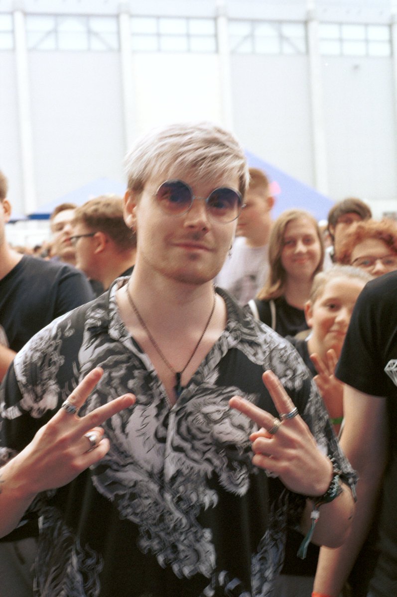 MrChrodo's tweet photo. Danke dafür, @iBlali! / Ali!

War echt nice mal mit dir kurz zu schnaken, so nach über elf Jahren. :O

#Gamescom22

(Ich bin so lahm darin, meine GC-Fotos zu entwickeln, zu schneiden, rendern und hochzuladen.) https://t.co/tJzDNSyVJK