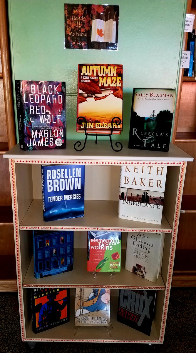 TheAtticCorner's tweet photo. For autumn books: Pairs well with cozy teas... https://t.co/xWxrGMODhS