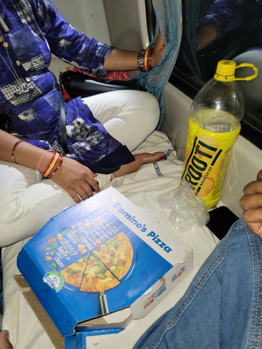 Trayambaka1's tweet photo. Thank you @dominos_india  because you patiently waiting for the train no 22856 and delivering my order at 11:30 pm at Kharagpur Jn ❤️.
The timeing of the train is 9:03 pm😡 @IRCTCofficial https://t.co/cB4qS4kg8e