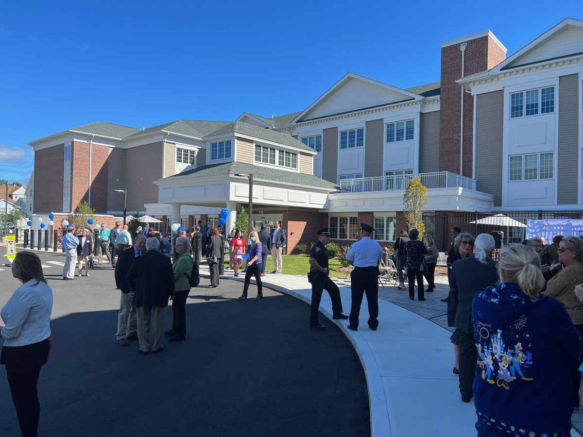 A special congratulations to our friends at Mary Wade as they celebrated their brand-new, state-of-the-art senior living residence offering assisted living and memory care, Chatham Place at Mary Wade.

#seniorliving #ribboncutting #marywade
