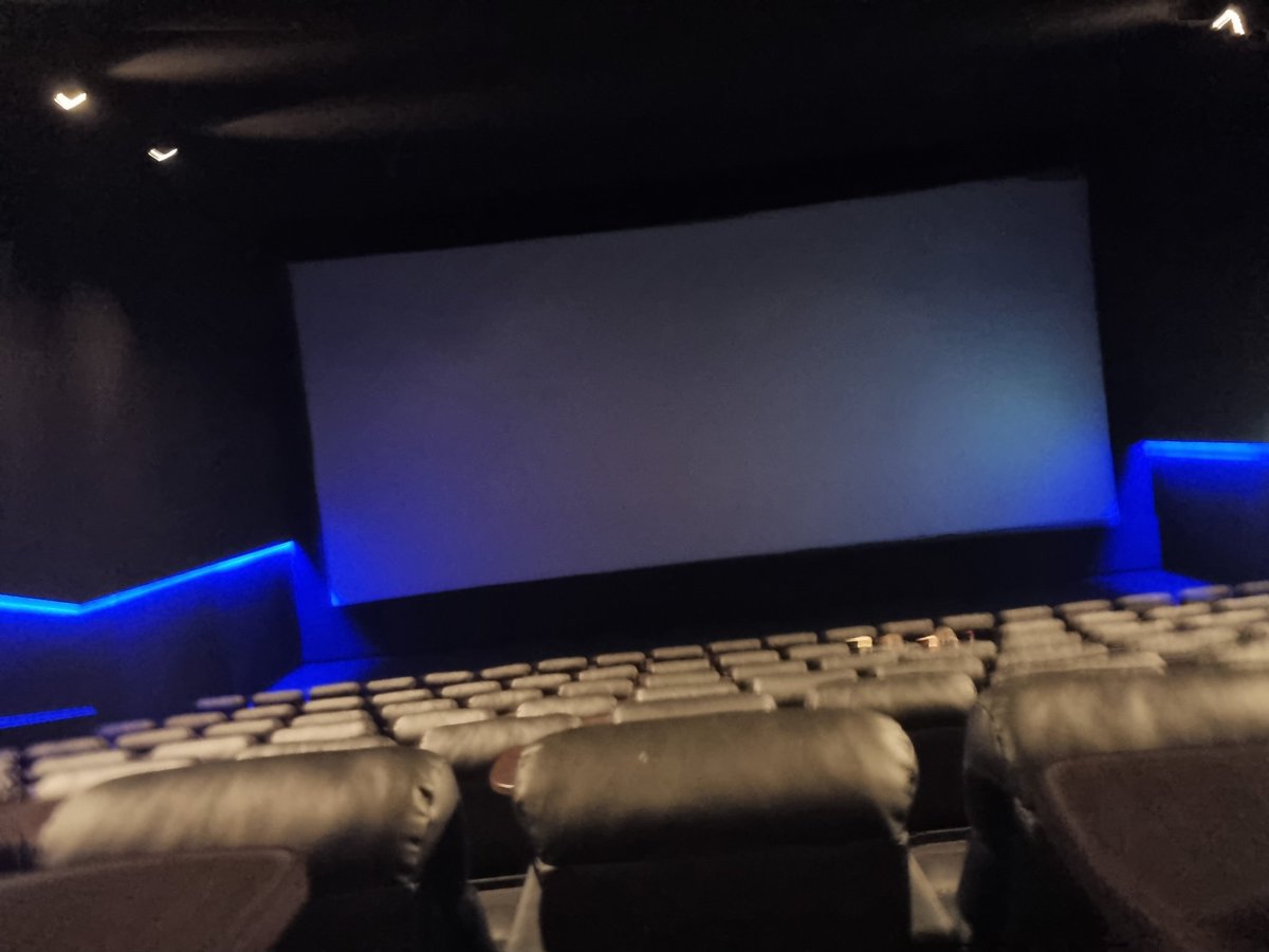 QuFoxBuilds's tweet image. Eindelijk weer een sneak night bij @Pathe 

Ben erg benieuwd welke film we te zien krijgen. (P.S. hoop op The Woman King)