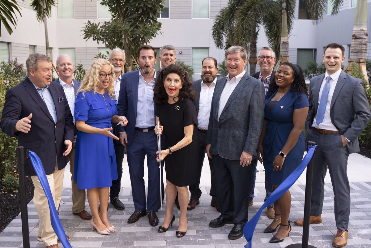 Lynn Alumni tweet media