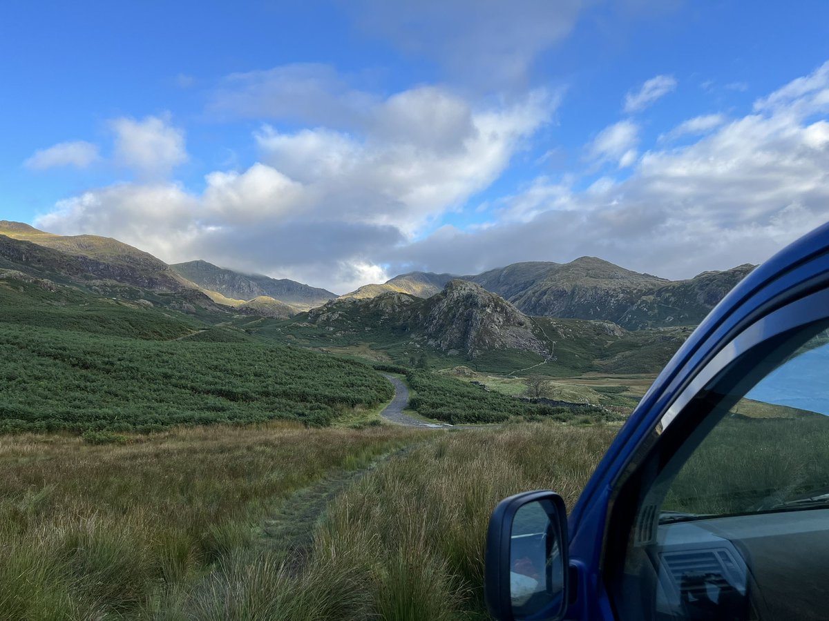SilverCycles's tweet photo. 1st time my tv is on today since 8/9/22
Who needs news &amp; mourning when there’s 
@nonsuchparkrun 
The
#BritishIsles 
#oldmanofconiston
#clatteringshawsloch
#Cuilcaghmountain
@parkrunIE 
#carrauntoohill
#snowdonia 
And the @CardiffHalf  with my 3 babies 
#getoutside 
#turnoffthetv https://t.co/OoN6svn6f7