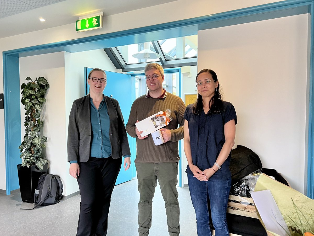 dkw_aau's tweet photo. Christian @Chraebe defended his PhD thesis titled “Decentralized Knowledge Graphs on the Web”. Thanks to the committee members, reviewers, and his supervisors @aidhog @RubenVerborgh @johannesbjerva @michelemalbano @HoseKatja @CompSciAAU #phd #celebration https://t.co/FfDyIUxMgw