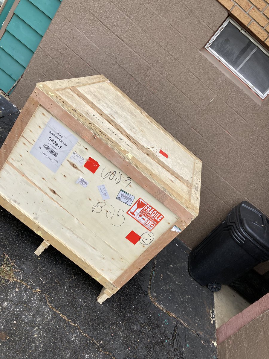 GBdotETH's tweet image. The equipment has finally arrived, Aiming to be in production by next week. #AcrylicFrames custom phone cases and more aimed to be available by next week. ✌🏼🙂