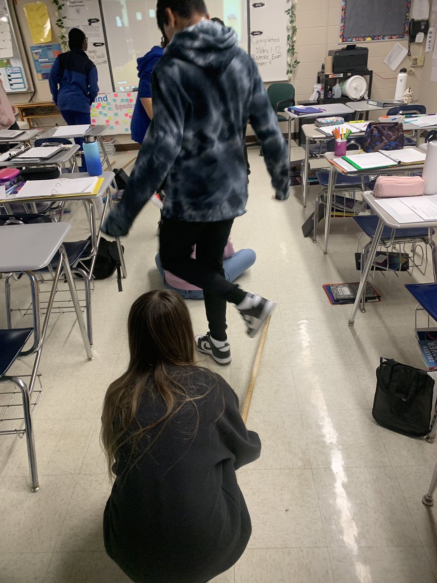 TuranoScience's tweet photo. To celebrate diversity day, we talked about dance in different countries and tried out tinikling,  a Filipino style of dance! @mrs_sfelicetta @MHKAdmin @EWRSDK12 I hope everyone had a wonderful time showing off their different cultures! https://t.co/zXZoJrH20H