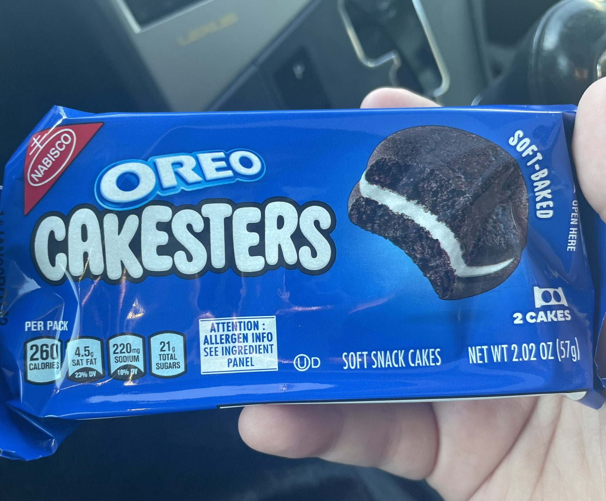 Coffeecake 💙 on Twitter "Today’s fatass review oreo cakesters I’d give it a good 7.5/10. It’s