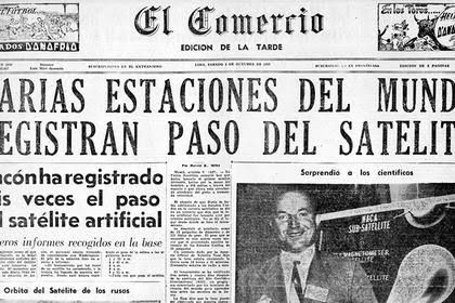 🗓️Un día como hoy, el 4⃣de octubre de 1️⃣9️⃣5️⃣7️⃣, la URSS ponía en órbita el satélite Sputnik-1, el primero de la historia. 🇵🇪En el Perú, desde la Estación de Ancón, se pudo captar hasta seis veces el paso del aparato sobre el territorio peruano.