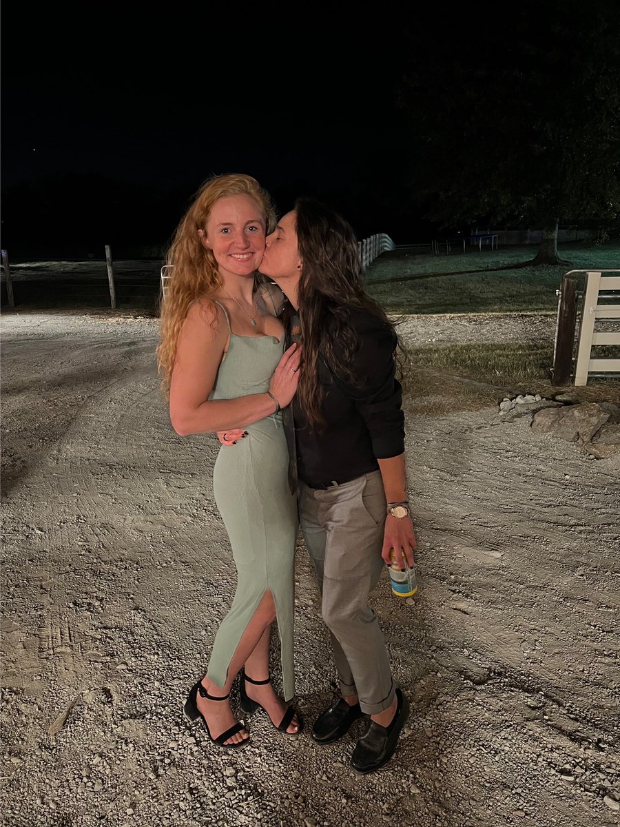 KatieeLee21's tweet photo. So happy &amp; full of love 💕 https://t.co/6lRmgi5P0V