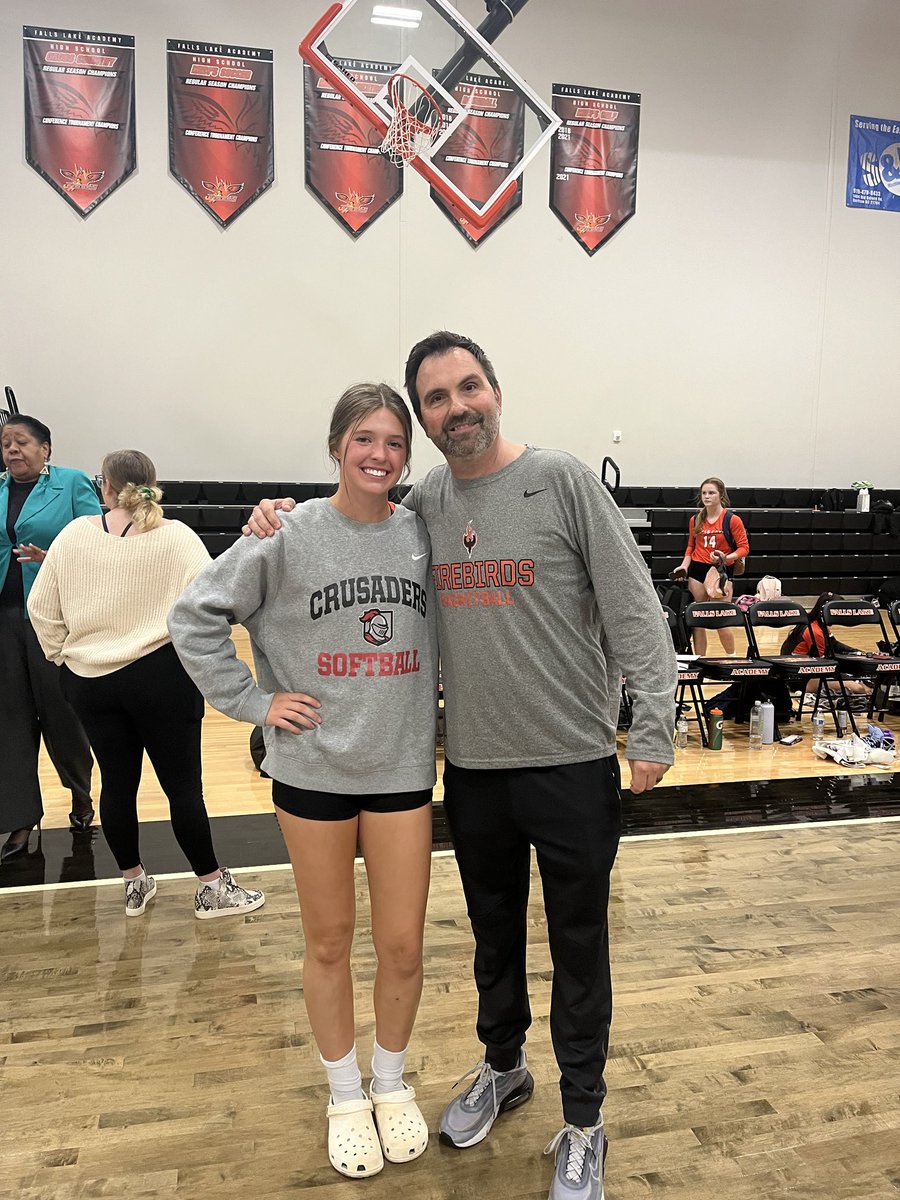 Brad Thompson tweet media