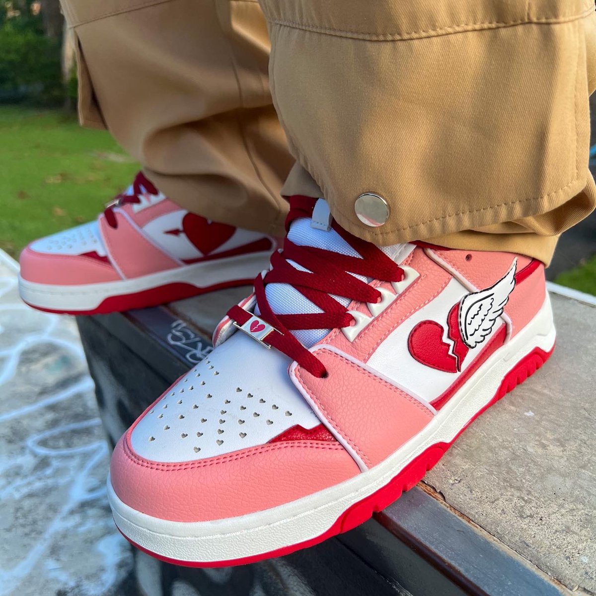 Master J tweet media