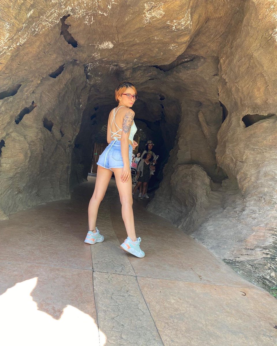 Miaa1Little's tweet photo. At the Zoo with my Sugar Daddy.  (Just kidding) 🤣🤣🤣

https://t.co/4NQAIPdLqH 👈🏽🖤

@oncloud_studio
 
@chaturbate
 
@MyFreeCams
 
@CherryTV
 
@CamGirlWars
 
@stripchat

#camgirlontwitter #webcamcolombia #tuesdaymotivations #zoo #webcamlive https://t.co/iEE4efnJTI