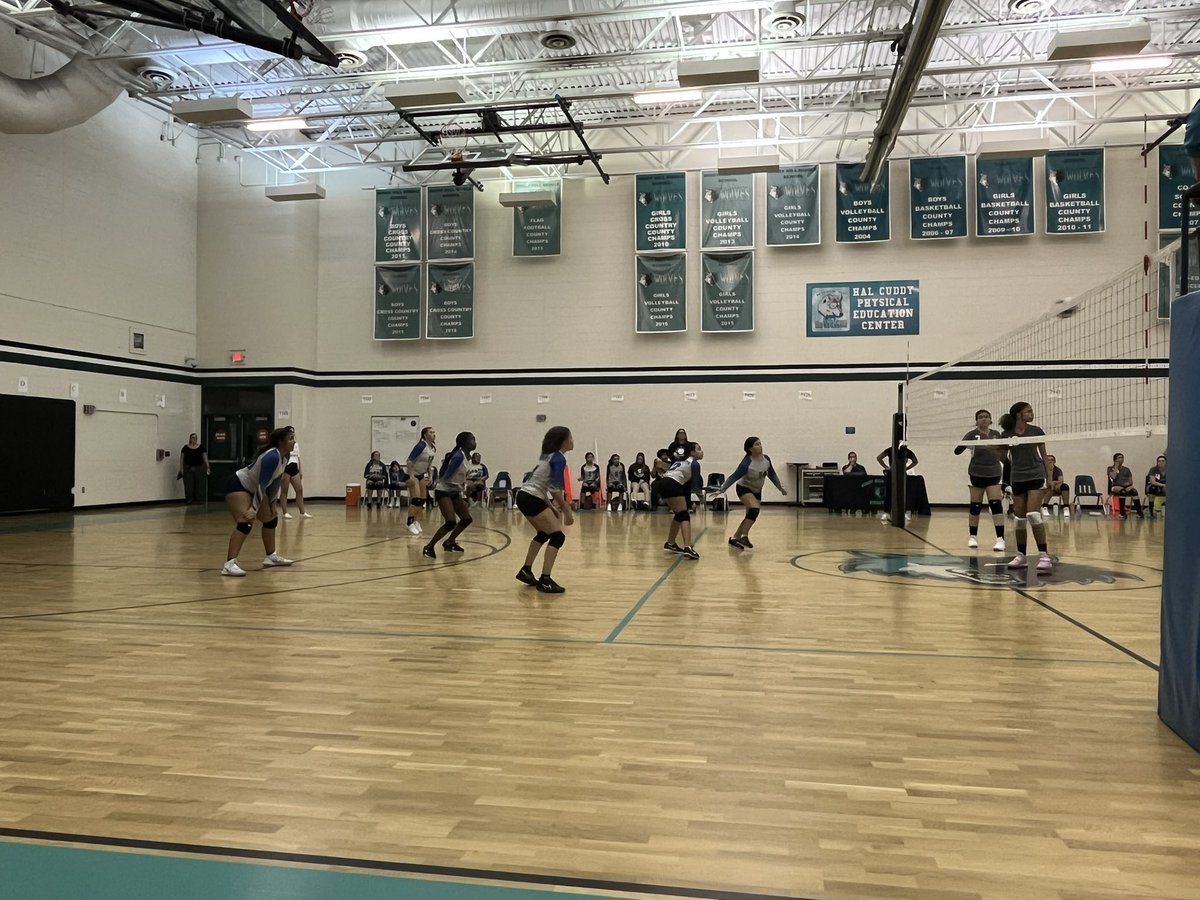 Great job Blue Jay Athletes and coaches! Both our LPA Football and Volleyball teams came out with the win tonight against Windy Hill!