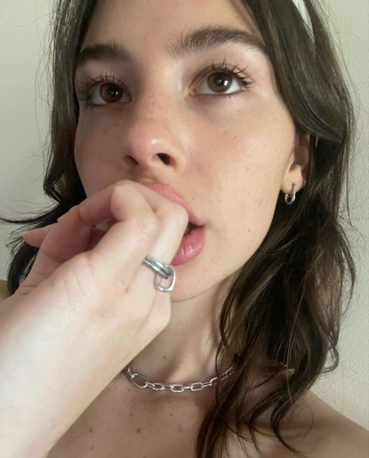 graciesafe's tweet image. i cant.