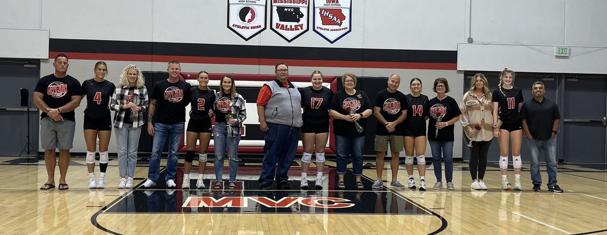 Linn-Mar Athletics (@lmhs_athletics) on Twitter photo Senior Night for these 5 Seniors! What a great group of humans they are and raised by great parents! <a href="/LM_vball/">Linn-Mar Volleyball</a> Senior Night for these 5 Seniors! What a great group of humans they are and raised by great parents! <a href="/LM_vball/">Linn-Mar Volleyball</a>
