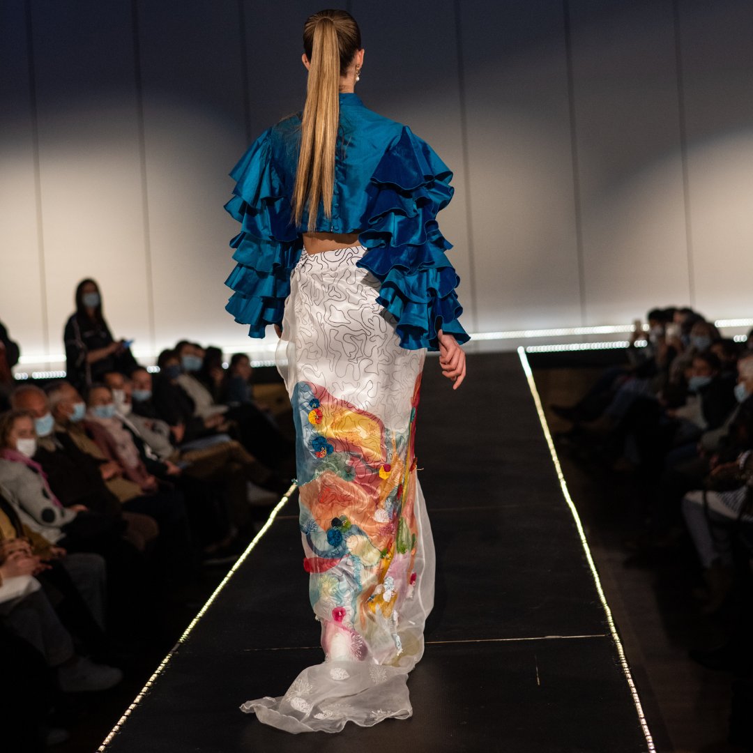 kinrosswolaroi's tweet photo. Congratulations to Xanthe St Clair for being nominated for #Texstyle, the annual exhibition of outstanding #MajorProjects developed by #HSCTextiles and Design Students. Her creation, Anthozoa, is a visual portrayal of the ongoing devastation to the earth’s underwater ecosystem. https://t.co/w2UoKvEIRo