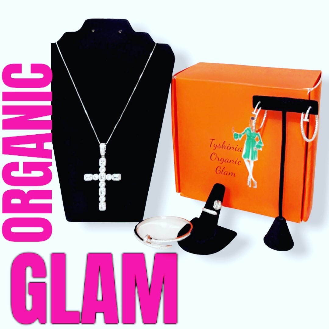 A new addition to Tyshinia Organic Glam Boutique Collection‼️ October Cross &amp; Nail Box🎁 The perfect option for the fashionista looking to make a statement and stay trendy🥰 You get four pieces of jewelry for one price💃🏽
Go to Tyshinia.com