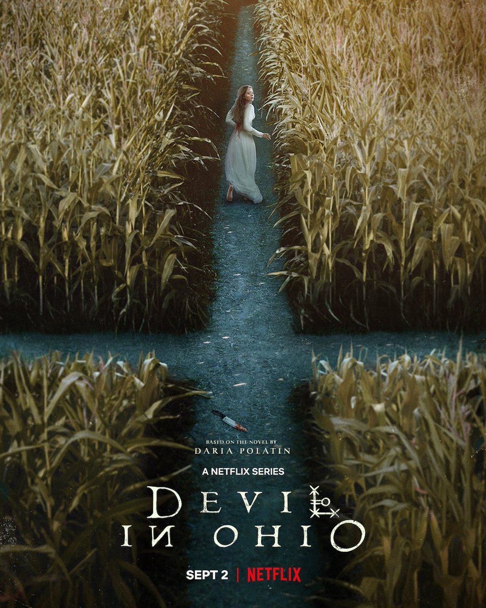 Souchka's tweet image. J’ai commencé la mini-série Devil in Ohio sur @NetflixFR 🌾 
Suspens, champs de maïs, enquête, mystère et ce qui semblerait être un culte satanique.
Tout un programme, mené par Emily Deschanel, vous avez certainement vue dans la série Bones. ☺️ #devilinohio