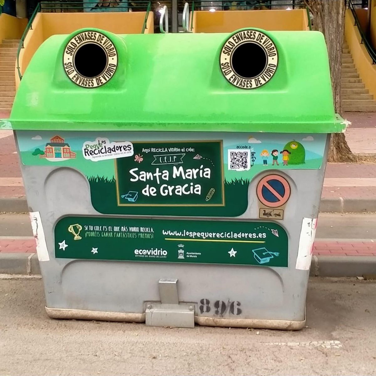 CeipSta's tweet photo. ¡Recicla vidrio en el contenedor que verás al lado del cole con nuestro nombre ! El contenedor con +kgs de vidrio recogido será el ganador de esta propuesta. Anímate, recicla y participa! #ecovidrio #micolerecicla https://t.co/v04REba1IV