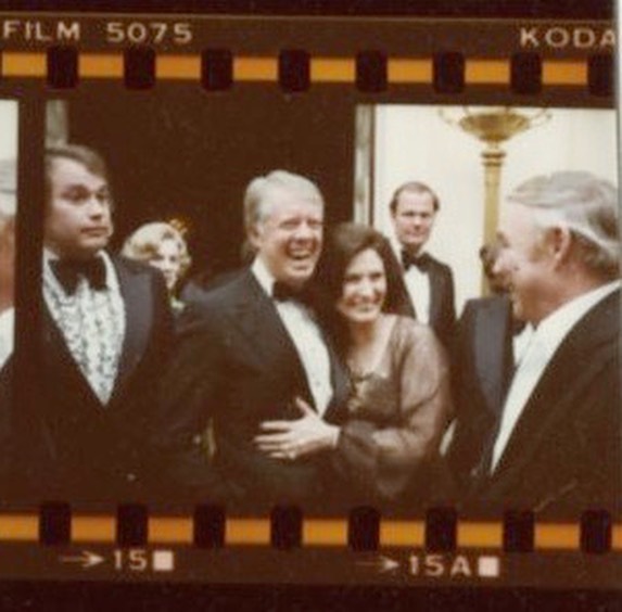 CarterLibrary's tweet photo. We are saddened to hear about the passing of the #FirstLadyOfCountryMusic Loretta Lynn. She was a good friend to President and Mrs. Carter. Loretta Lynn and President Carter  visit during an evening of country music at the White House in Washington on April 17, 1978. NAID178925 https://t.co/ZDWtaRe9mt