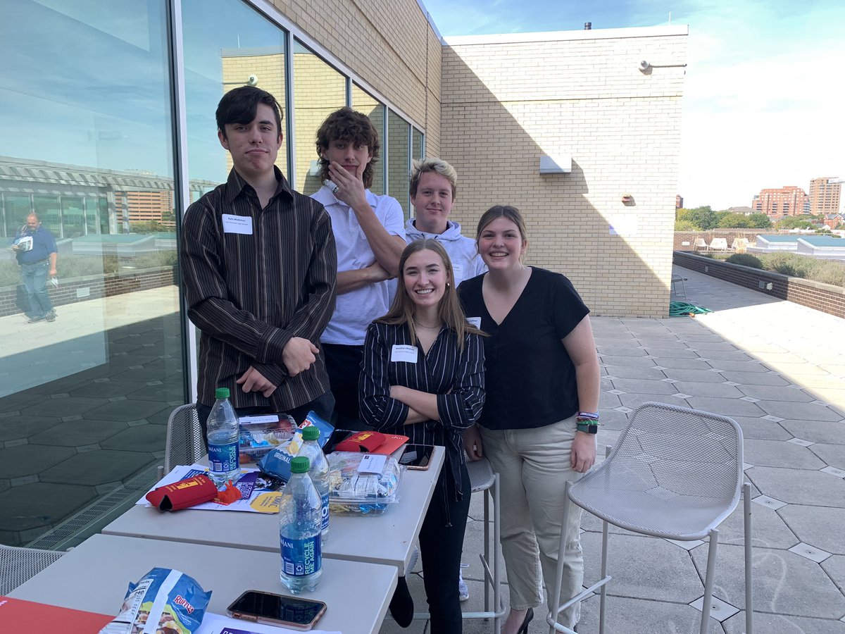 kohl803's tweet photo. Civil Engineering and Architecture students attending KC STEM Alliance  sponsored tours of TreanorHL architecture and HDR Engineering firms in KC today. #pltw #kcstem https://t.co/XLed55RadF