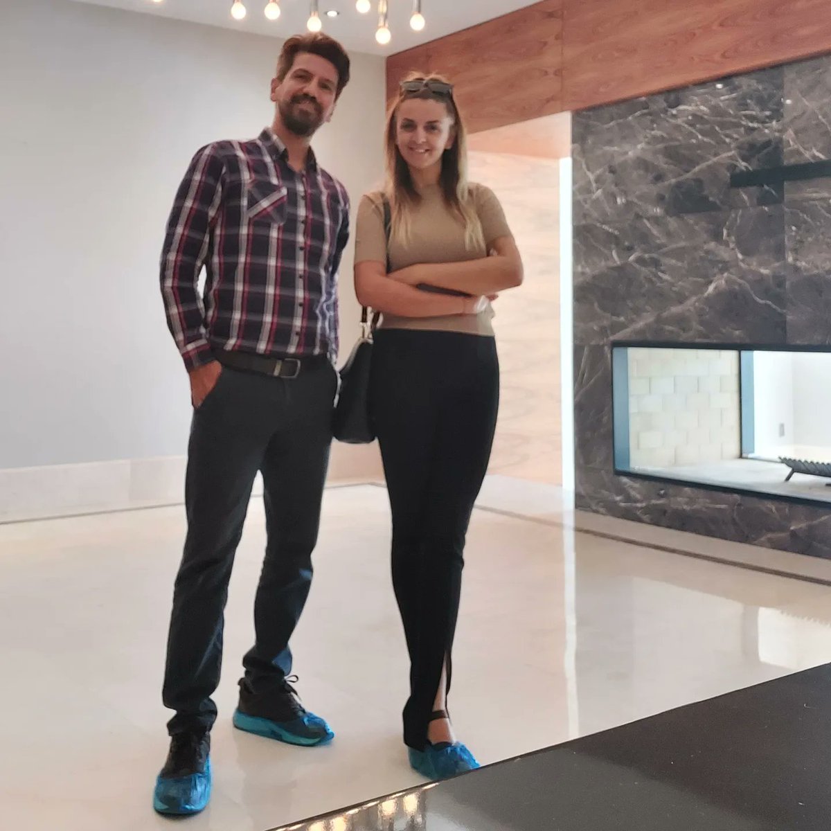 New Listing at Alkent 2000 Lake Mansions.. Details coming soon!.. Follow me!..