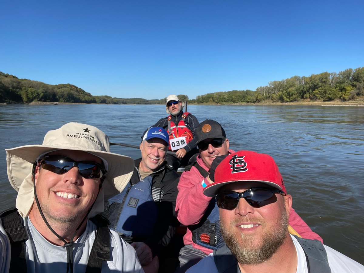 moamwater's tweet photo. Employees participated in @RaceToTheDome, paddling our “Penny-A-Gallon” canoe for nearly 16 miles. Special thanks to @mo_river_relief for organizing recreational activities which bring awareness to the Missouri River, the source of drinking water for so many Missourians. https://t.co/O8d66oTCXs