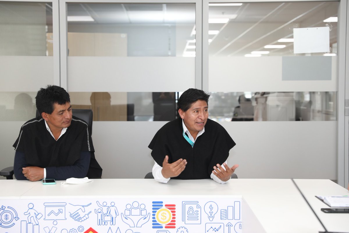 CONAFIPS's tweet photo. 🫱🏼‍🫲🏻Recibimos a una comitiva de la Cooperativa de Ahorro y Crédito #IndígenasGalápagos encabezada por su gerente general, Baltazar Jiménez, para dialogar sobre líneas de financiamiento para la reactivación del sector de la microeconomía. 🇪🇨 https://t.co/42IzW5LTPR