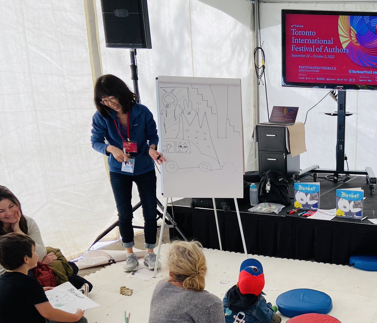 💕🙏🏻Many thanks to @janet_smyth & @festofauthors for such a fun morning with young story makers #FestofAuthors22 ! Such a keen audience!! 🥳📚🎨Photos:@kirstenashleyb @GroundwoodBooks