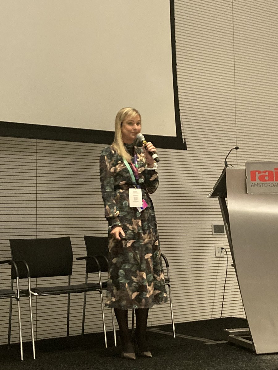 AviationJobCom's tweet photo. Today was the first day of the World Aviation Festival (@airlineblog )! It was so good to hear from different speakers and also to talk about our solutions for the lack of staff. Here are some impressions of today. 🙌🏻 https://t.co/SNoW9tNDth