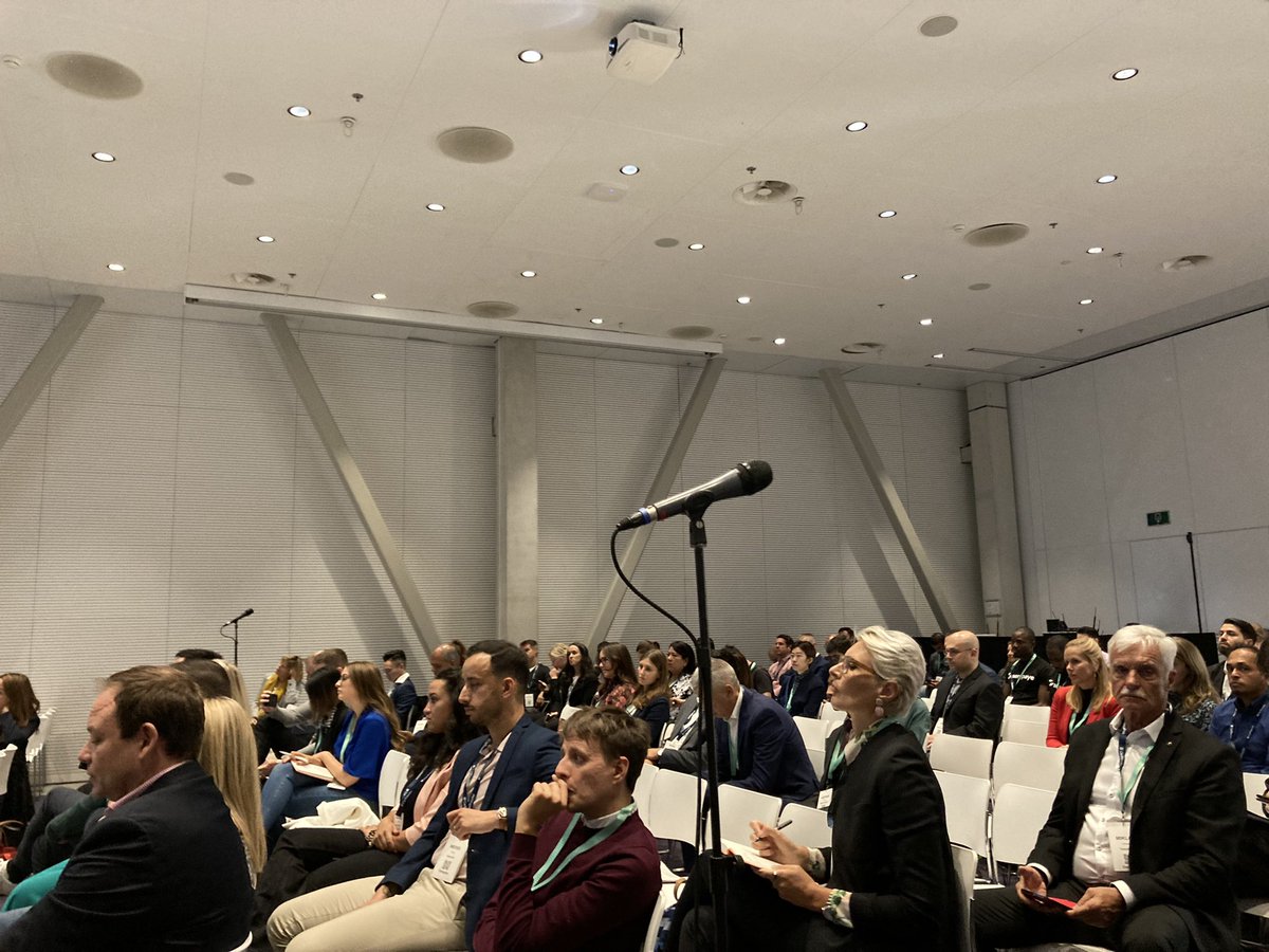AviationJobCom's tweet photo. Today was the first day of the World Aviation Festival (@airlineblog )! It was so good to hear from different speakers and also to talk about our solutions for the lack of staff. Here are some impressions of today. 🙌🏻 https://t.co/SNoW9tNDth