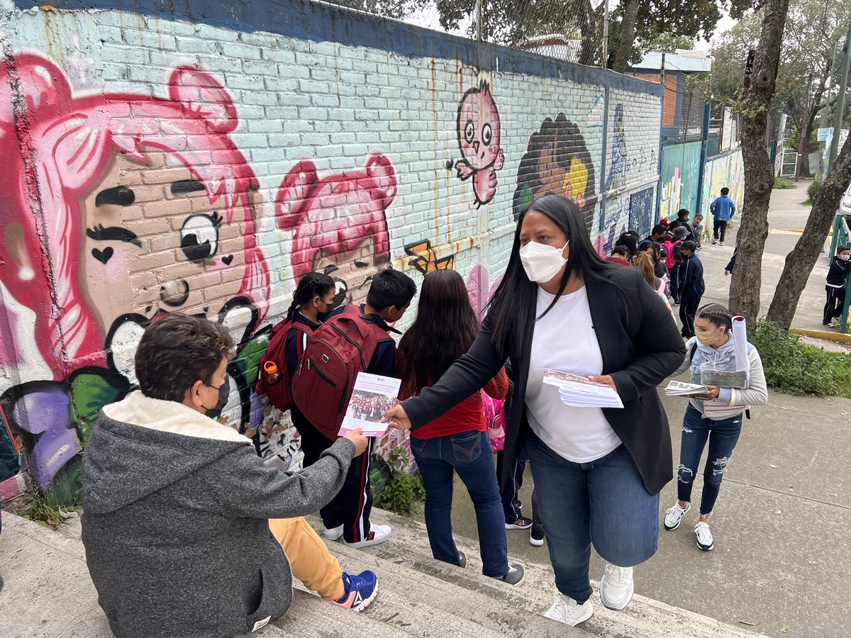 ParticipacionT's tweet photo. Nuestra jefa de gobierno, la Dra. @Claudiashein inicia recorridos por las 16 alcaldías de la Ciudad de México donde nos compartirá su 4º Informe de Gobierno #HonestidadQueDaResultados
Los invitamos este sábado 8 de octubre a las 12:00 horas, en la explanada de la alcaldía Tlalpan https://t.co/rXeHaVjyYi
