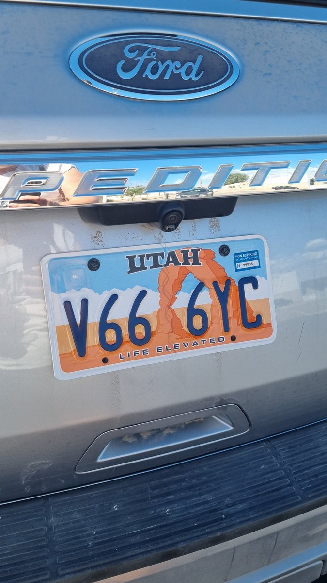 Sian Evans tweet media