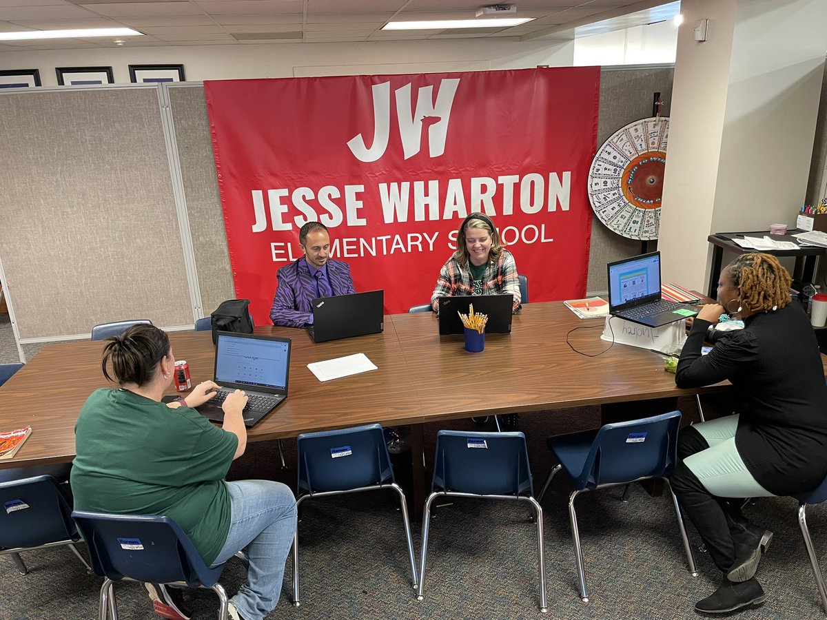 What happens when two schools live together in the same building? Collaboration of course! <a href="/JesseWharton/">JesseWharton</a> &amp; <a href="/ClaxtonElemGSO/">Claxton Elementary</a> CFs and AG teachers work together to create an AG resource for both schools! #TowerAbove #SpotsAndStars 🦒 ⭐️