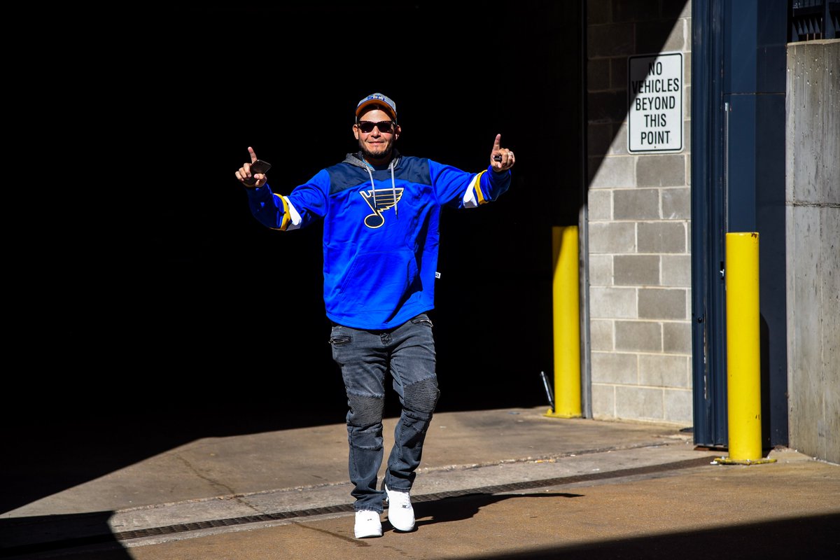 StLouisBlues's tweet photo. 4️⃣ Happy Yadier Molina Day to all who celebrate 4️⃣ https://t.co/15Kv1f0MzN