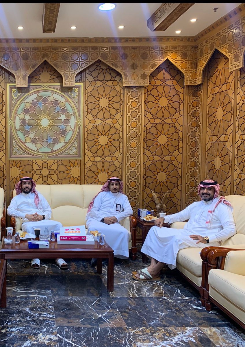 joufchamber's tweet photo. نفذت اللجنة الصناعية في #غرفة_الجوف اليوم زيارة ميدانية لشركة الكايد إخوان بمشاركة رئيس اللجنة أ. خلف بن حسن الرويلي و عضوا اللجنة أ. سلطان بن ممدوح الجخيدب و أ. خالد بن سعود الرويلي التقوا فيها المشرف العام على الشركة سيف الإسلام بن عبيد الكايد. https://t.co/6RF5dfecyy