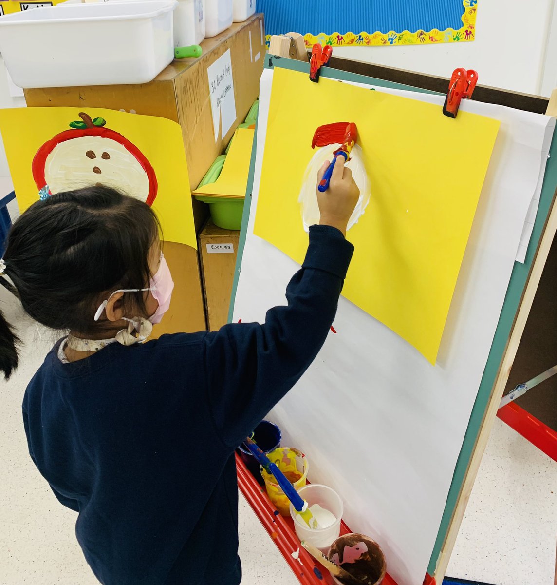 Everything apples this week! Today we created a graph, practiced cutting and pasting, patterns, and painting the inside of an apple! #kindergarten 🍎