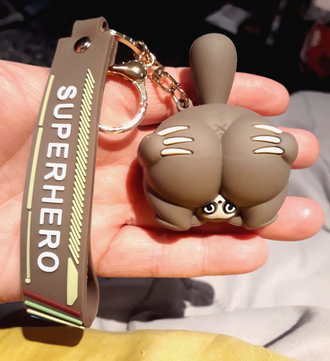 slotheezNFT's tweet image. So I brought myself the coolest sloth keyring you could ever find!!! 
Lol 
#SlothButt  

It's so cool I might have to give one away at some stage to 1 of our Slotheez holders! 

#slotheeznft #slothfam #sloth #nft #nfts #nftcommunity #polygonnft #lfgrow #lfg